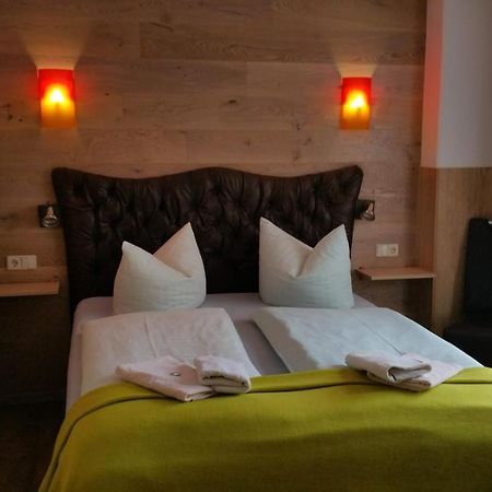 Landhotel Waldschloesschen Mit Gaststube Sohland a. d. Spree Kültér fotó